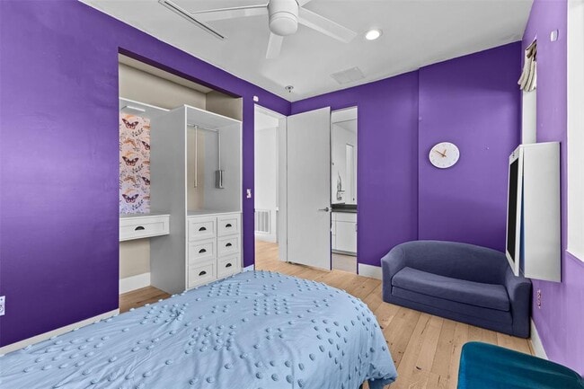 Building Photo - 5704 Driftwood Dr