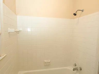 Building Photo - 716 Merritt Dr