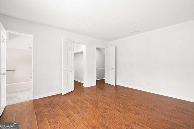 Building Photo - 151 Old Ferry Way