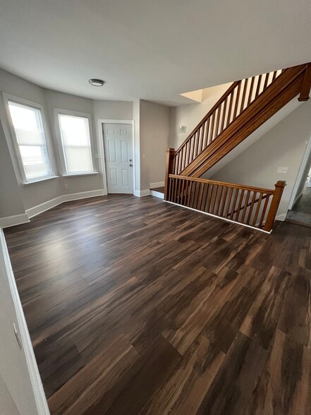 Living room - 102 W 30th St