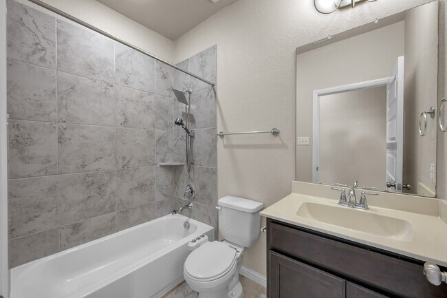 Building Photo - 18239 Alora Springs Trace