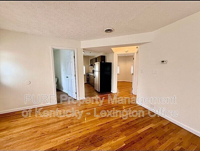 Building Photo - 430 Mt Tabor Rd