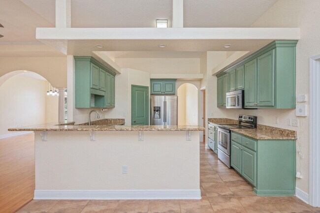 Building Photo - 618 Territory Ln