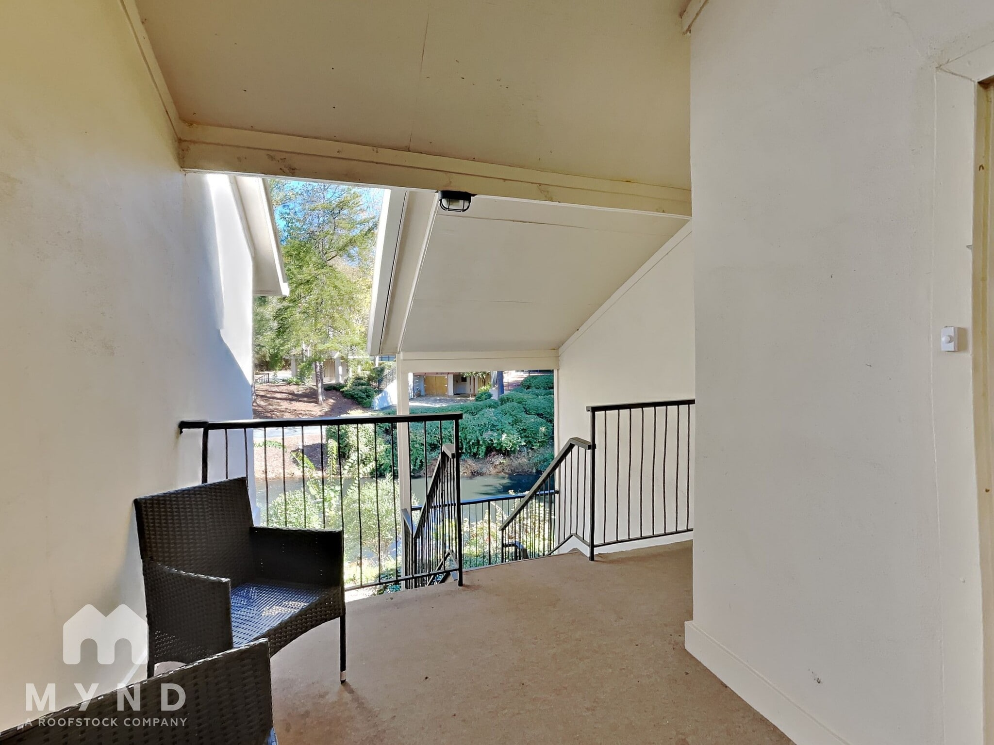 Building Photo - 1407 Huntingdon Chase