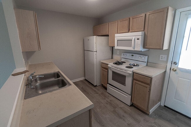 Building Photo - 4305 Derby Ridge Dr