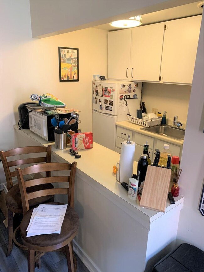 Building Photo - 6326 Marchand St