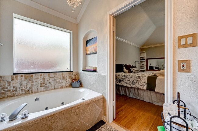 Building Photo - 14 Bradford Cir