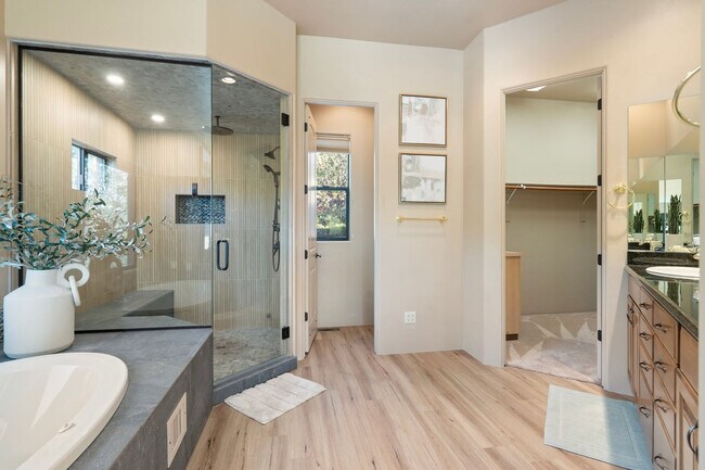 Building Photo - 30 Sycamore Canyon Rd