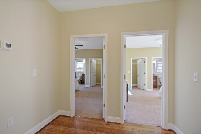 Building Photo - 2759 Greenway Blvd