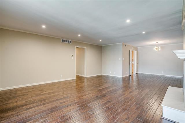 Building Photo - 2301 Ridgmar Plaza
