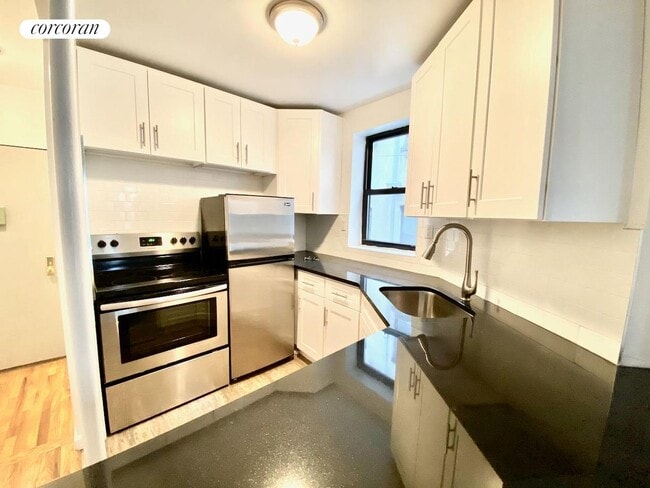 Building Photo - 508 W 136th St