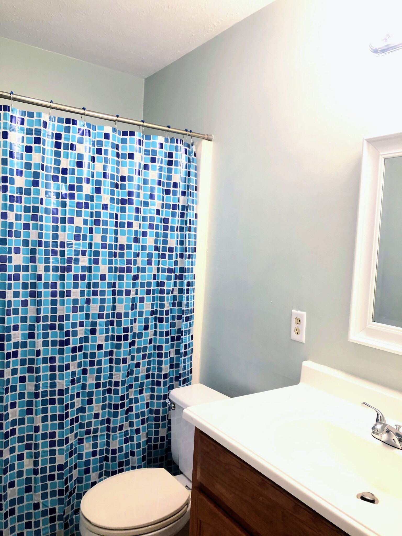 Bathroom 1 lower level - 1025 Carolina Rd