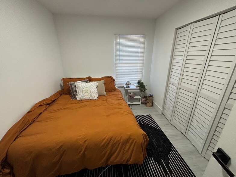 Building Photo - 3621 Potter St