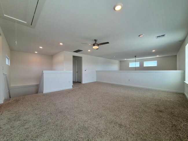 Building Photo - 2901 Louris Ln