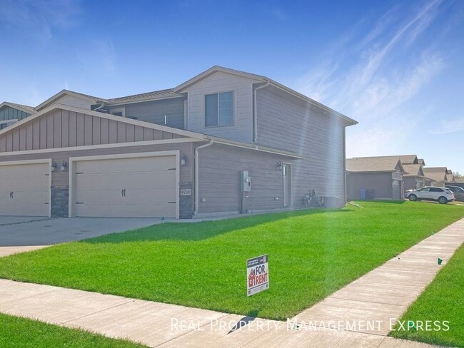 Building Photo - 9719 W Broek Dr