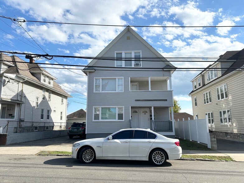 Primary Photo - 285 Bronx Ave