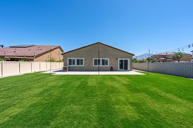 Building Photo - 83110 Raven Ln