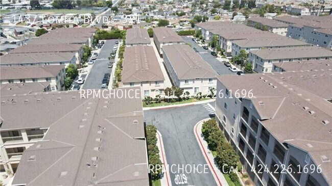 Building Photo - 1437 W Lomita Blvd