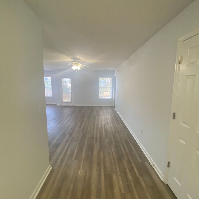 Building Photo - Bridges of Summerville 3Br 2Ba