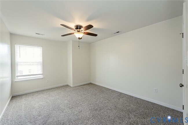Building Photo - 18353 Palisades Ct