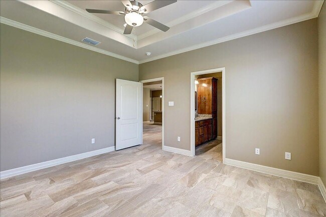 Building Photo - 3153 Seawolf Dr