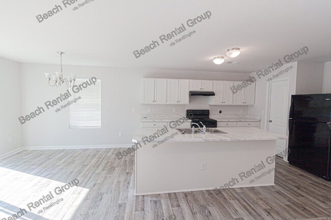 Building Photo - 166 Foxford Dr