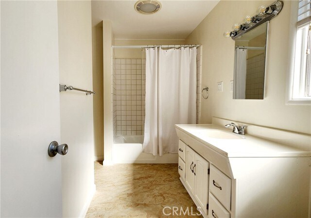 Building Photo - 2638 Dalemead St