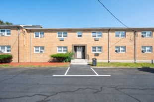 Building Photo - 338 Park Ave