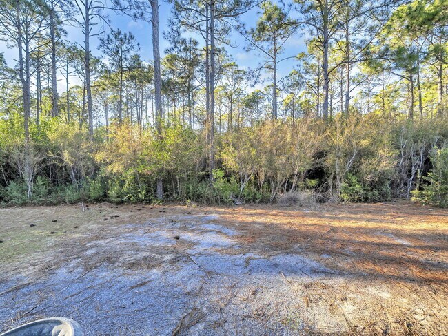 Building Photo - 741 Breakers Street