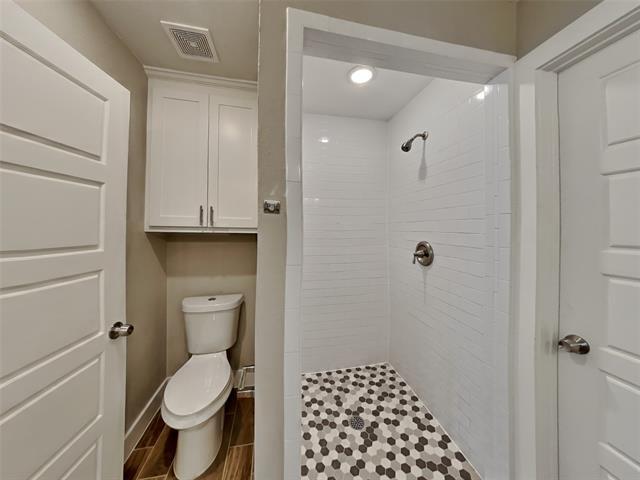 Building Photo - 5517 Van Horn Dr