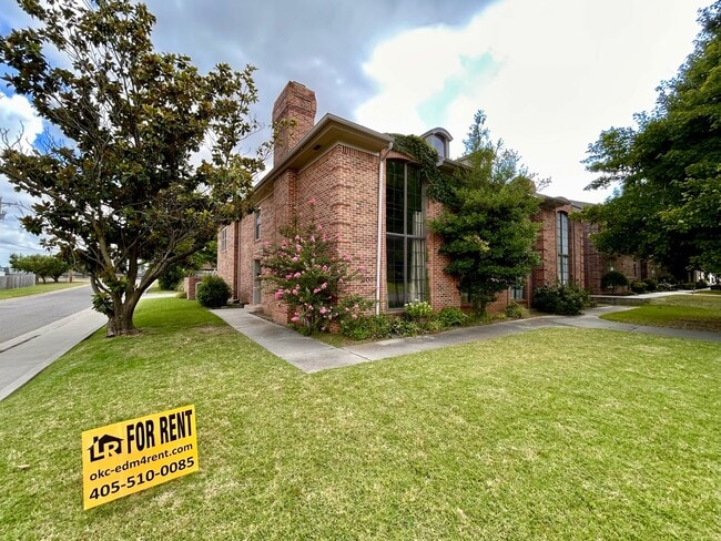 Building Photo - 2200 NW 49th St