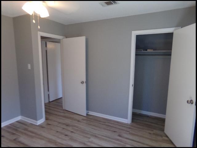 Building Photo - 905 Norma Ct