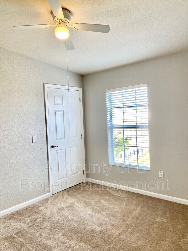 Building Photo - 3301 Whitestone Cir