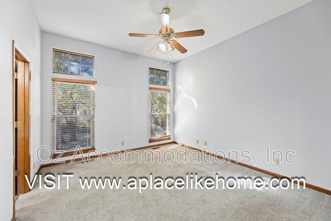 Building Photo - 15306 Riley St