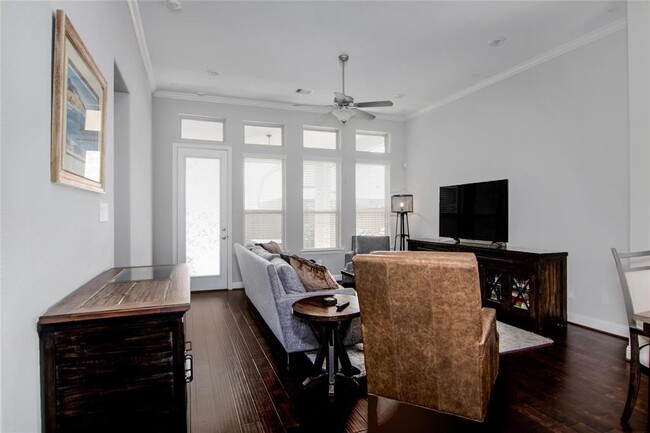 Building Photo - 28205 Bennett Pass Dr
