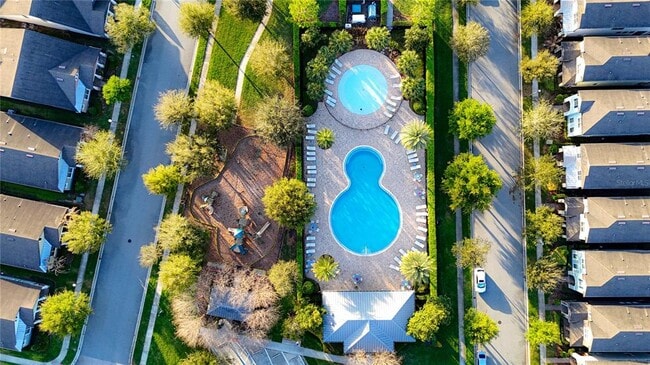 Building Photo - 7245 Half Moon Lake Dr