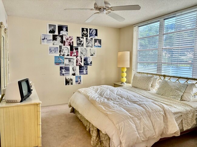Building Photo - 3150 N Course Ln