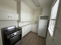 Building Photo - 16 N Broadway St