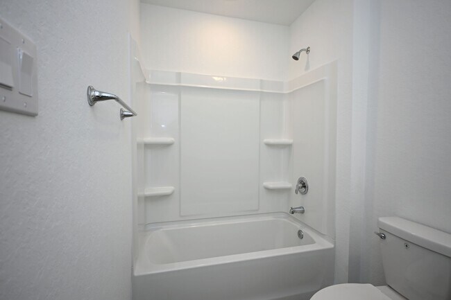 Building Photo - 7411 Spinel Way