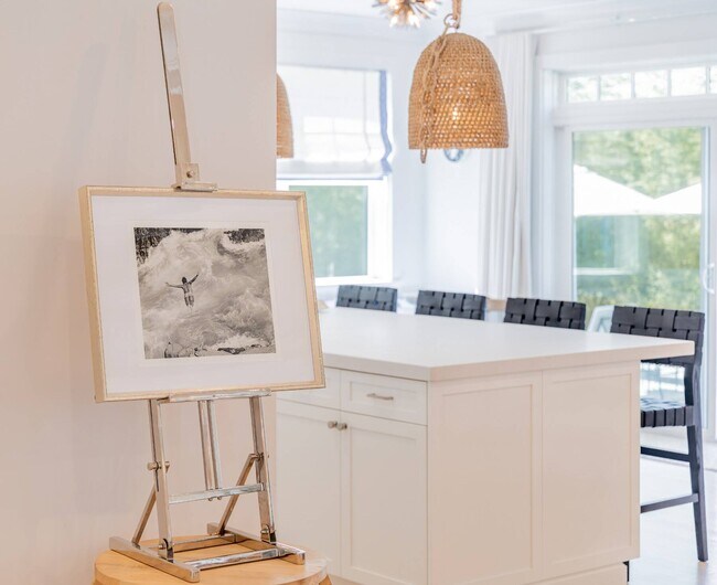 Building Photo - 17 Bayview Rd