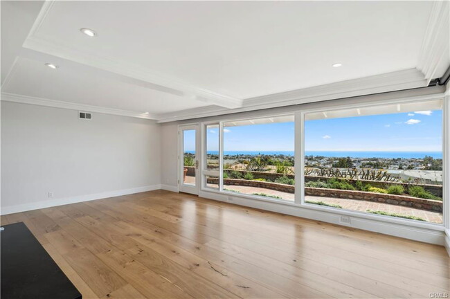 Building Photo - 2801 Pebble Dr