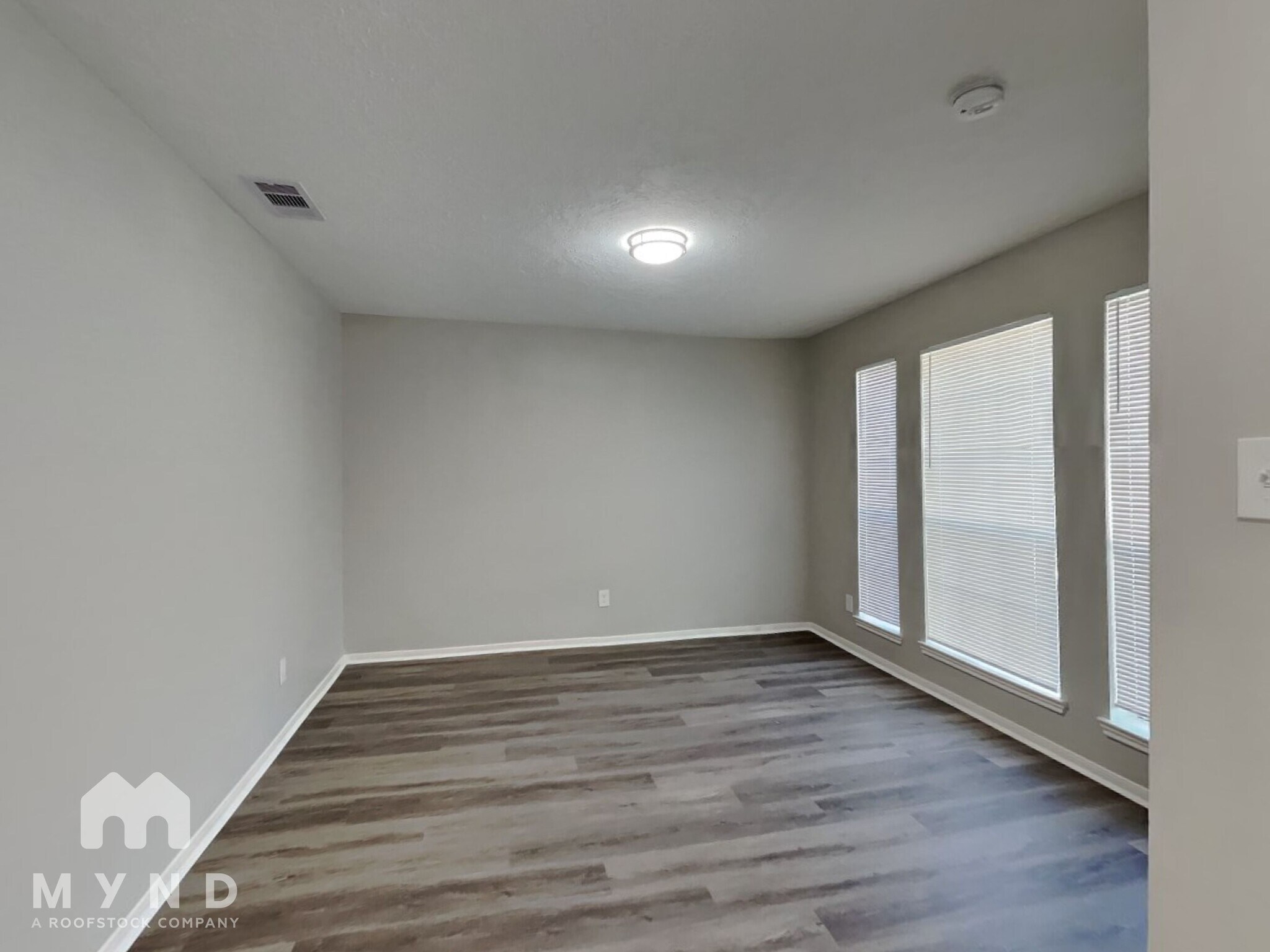 Building Photo - 22514 Willow Branch Ln