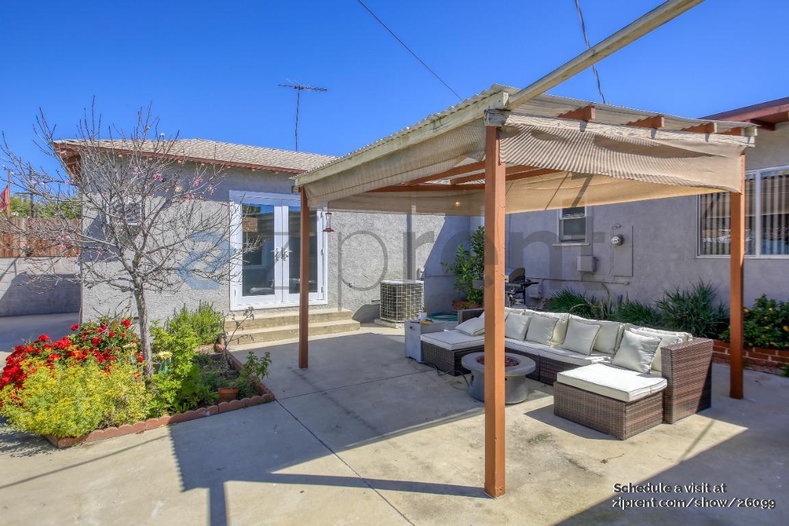 Building Photo - 10045 Wisner Ave