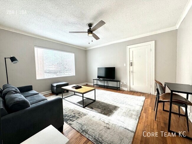 Building Photo - 4511 Roanoke Pkwy