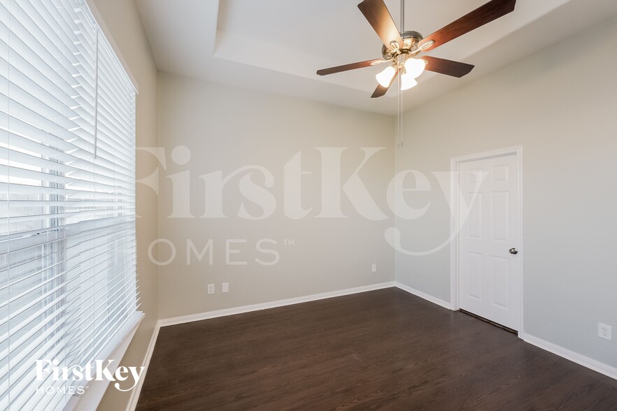 Building Photo - 3806 Teal Maple Ct