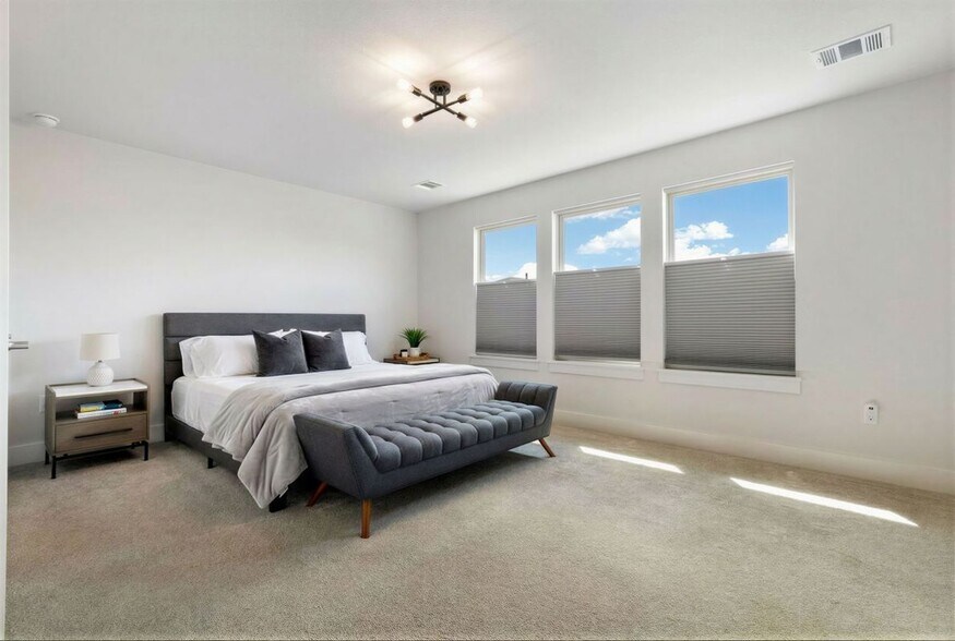 Building Photo - 8609 Cottage Rose Dr