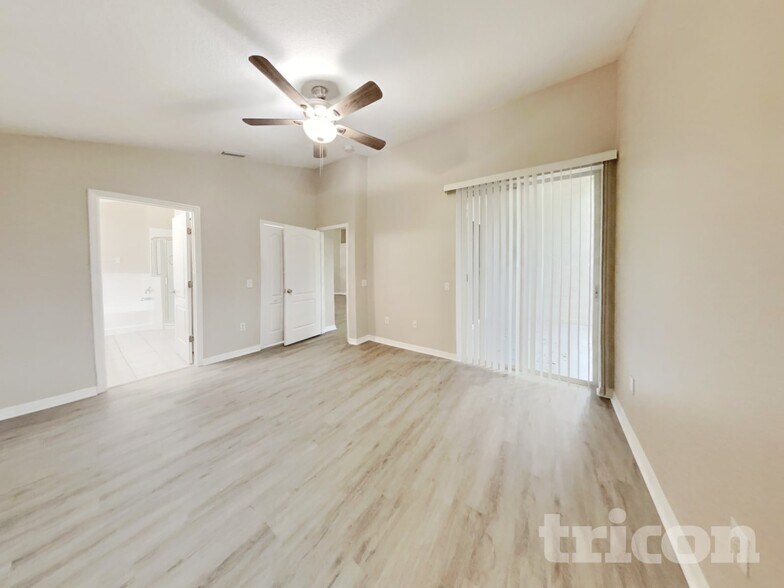 Building Photo - 6944 Crown Lake Dr