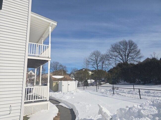 Building Photo - 17 Grafton St