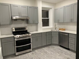 Building Photo - 91 Walnut St