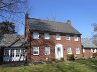 Building Photo - 47 Monroe St